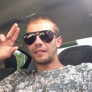 Максим, 35, Калининск