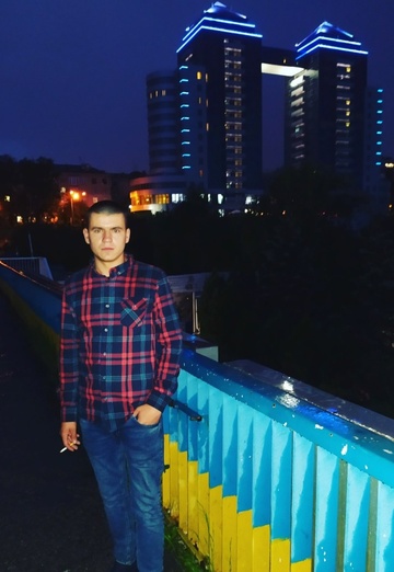 Моя фотография - Дмитро Єлєсєєв, 27 из Ровно (@dmitrojeljesjejev)