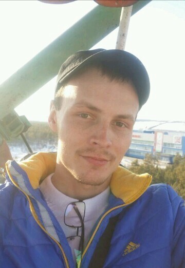 Моя фотография - Валентин, 33 из Покровск (@valentin20098)