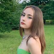 Настюша, 18, Санкт-Петербург