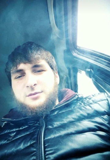 Моя фотография - Амир, 26 из Санкт-Петербург (@amir12716)