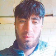 Толян, 27, Санкт-Петербург
