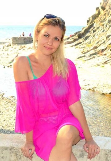 La mia foto - Yuliya, 35 di Batajsk (@uliya122090)