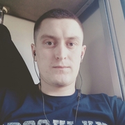 Александр, 31, Вятские Поляны (Кировская обл.)