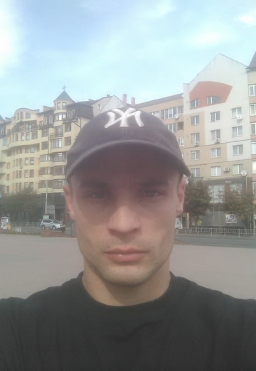 Моя фотография - Олександр, 31 из Ивано-Франковск (@oleksandr9373)