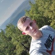 Максим, 24, Уяр