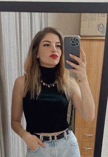 Elenor (@elenor11) — my photo № 1