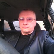 Dmitriy 49 Engels