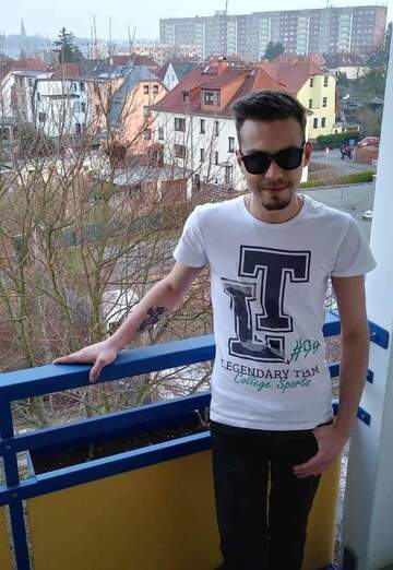 tony (@tony2698) — my photo № 3