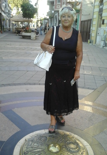 Моя фотография - Надежда, 70 из Бургас (@nadejda35306)