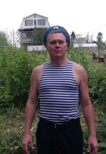La mia foto - Sergey, 52 di Lys'va (@sergey907059)
