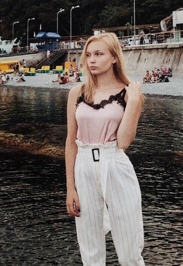 Моя фотография - Ульяна, 20 из Симферополь (@ulyana9818)