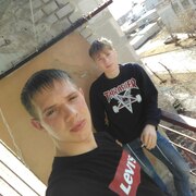 Виталя, 21, Далматово