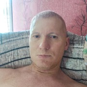 Максим, 30, Москва