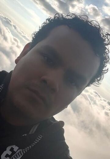 Miguel (@miguel1444) — my photo № 2