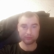 Олег, 34, Светлый (Калининградская обл.)