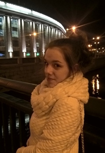 Моя фотография - Евгения, 26 из Санкт-Петербург (@evgeniya53263)