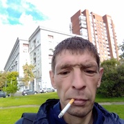 Александр, 46, Климовск