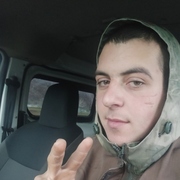 Саркис Акопян, 22, Чугуевка