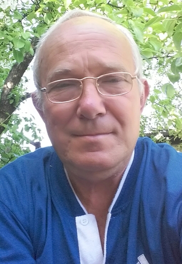 Моя фотография - Анатолий, 73 из Донецк (@anatoliy42168)