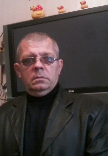 Моя фотография - Валерий, 61 из Новокуйбышевск (@valeriy22938)