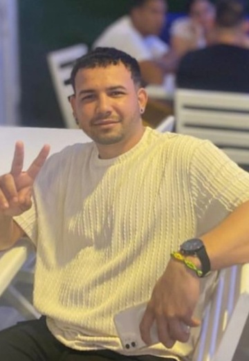 Joel (@joel876) — my photo № 7