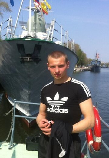 Моя фотография - Виктор, 31 из Балтийск (@viktor94456)