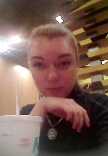 Моя фотография - Евгения, 31 из Оленегорск (@evgeniya35688)