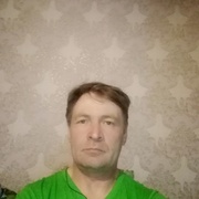 Александр, 33, Карпинск