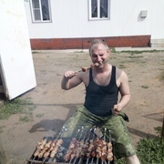 Владимир, 36, Грязи