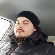Юлиан, 24, Миньяр