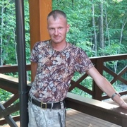 Иван, 43, Уссурийск