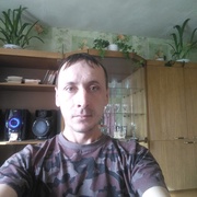 Василий, 39, Яранск