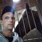 Андрей, 34, Орловский