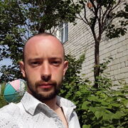 Александр, 34, Новопокровка