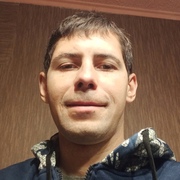 Максим, 38, Северск