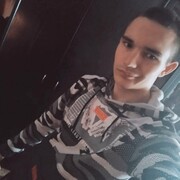 Олег, 22, Ельня