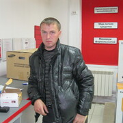 Виктор, 38, Култук
