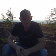 Иван, 43, Губаха