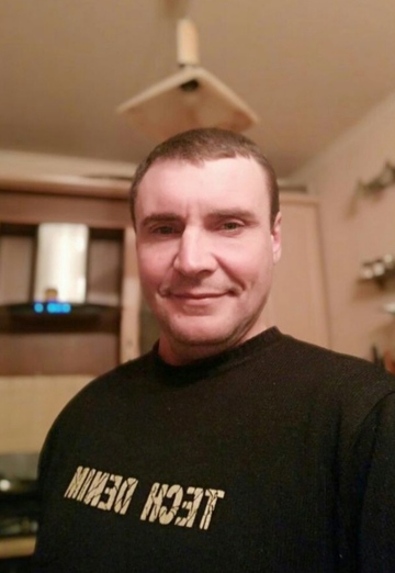Моя фотография - Виталий, 41 из Донецк (@vitaliykucheryaviyzmei)