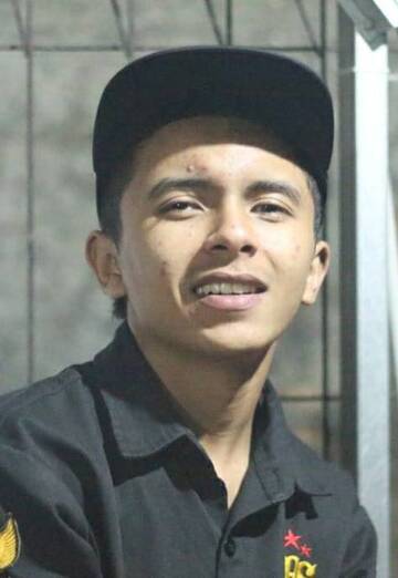 Моя фотография - Ahmad, 24 из Джакарта (@ahmad2610)