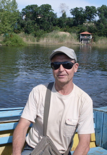 Моя фотография - Владимир, 67 из Саратов (@vladimir153919)