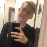 андрей, 21, Деденево