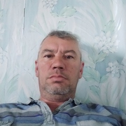 Виталий, 31, Кингисепп