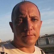 Илья, 34, Благовещенск