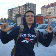 Женя, 20, Алексеевка (Белгородская обл.)