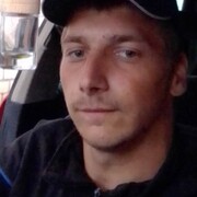 Павел, 26, Урень