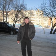 Аркадий, 37, Медведево