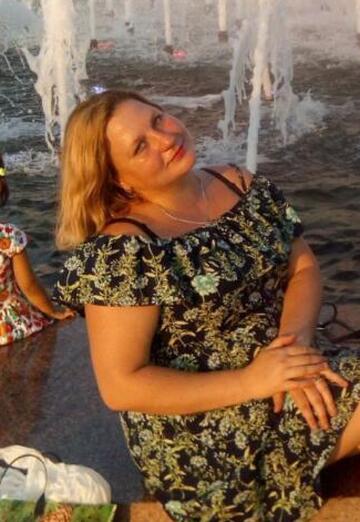 La mia foto - Irina, 32 di Astrachan' (@irina384185)