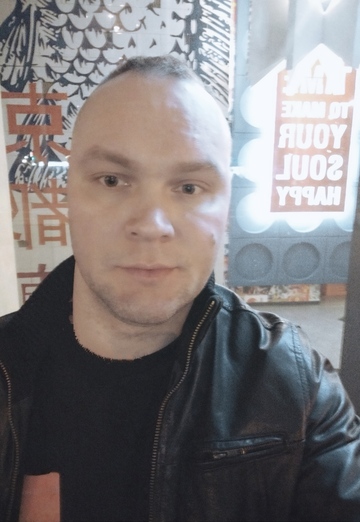Моя фотография - Валас, 39 из Санкт-Петербург (@dverioptom1)